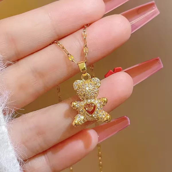 Колие с мече