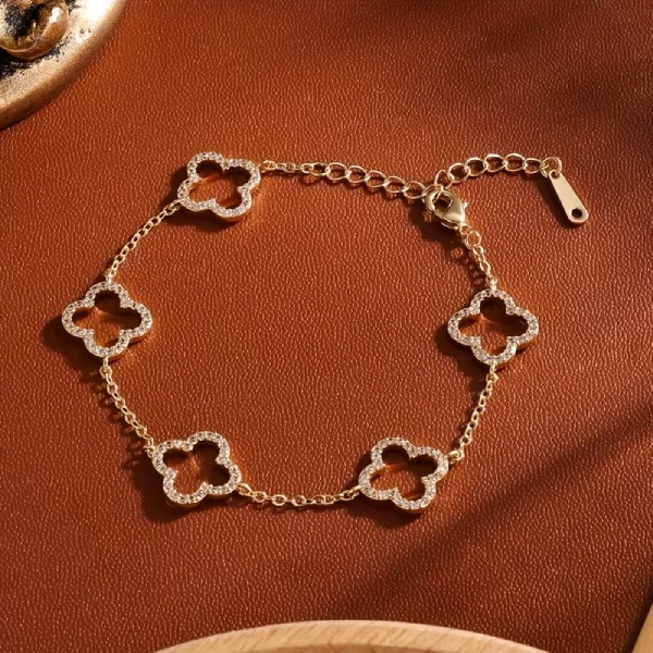 Златиста гривна с детелини Van Cleef стил